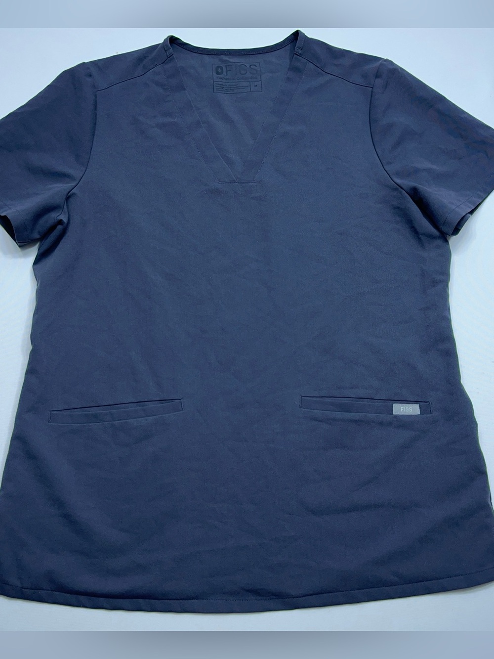 Figs Women's Casma Scrub Top Size Medium Gray FW1100